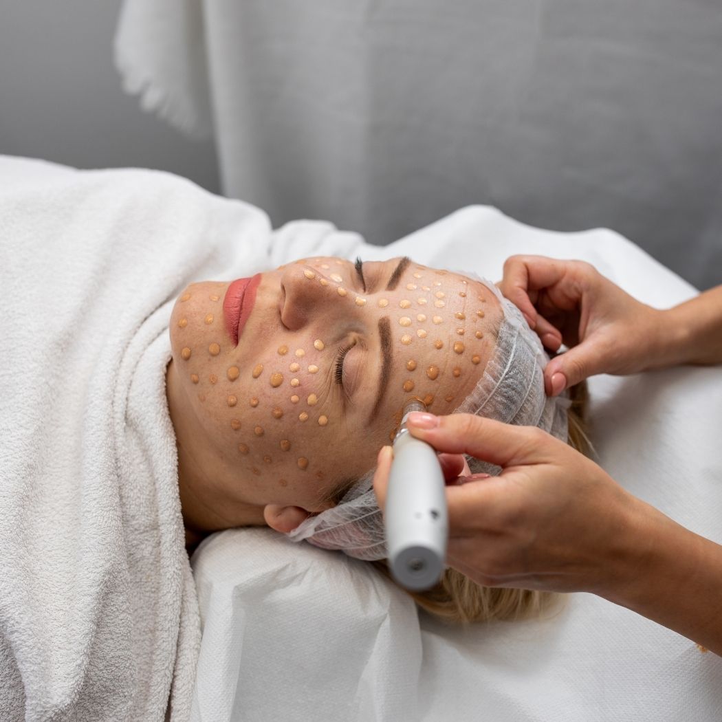 bb glow Hakima‘s Beauty Lounge